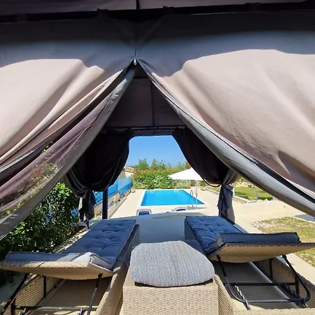 House Maslina Сasa de vacaciones *